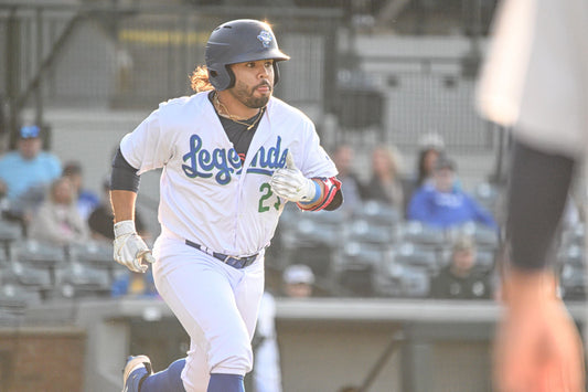 Legends Drop Series Opener to Dirty Birds Despite Strong Pitching